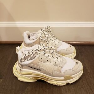 BRAND NEW Balenciaga Triple S White Sneakers